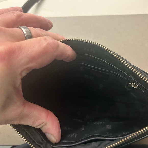 DKNY Elegant Black Crossbody Bag with Gold Chain very light usage - Picture 5 of 8